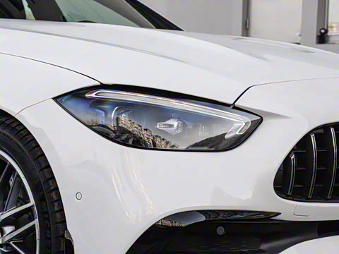 2024�� AMG C 43 4MATIC