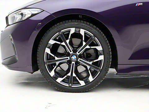 2025�� 330i 50����������