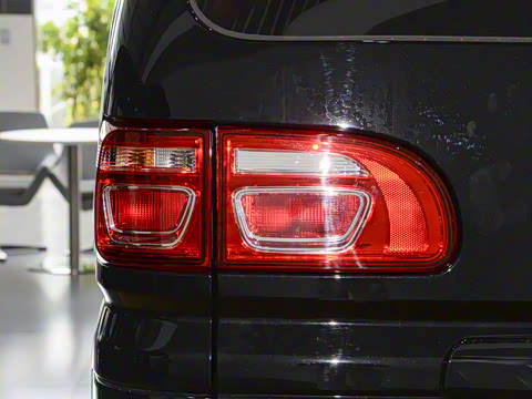 2025�� M5 1.6L ���������� 9��