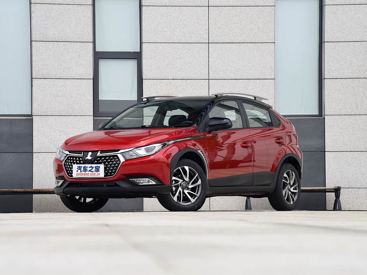 Luxgen U5 SUV