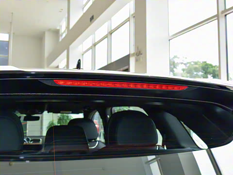 2026�� 4.0T V8 ������