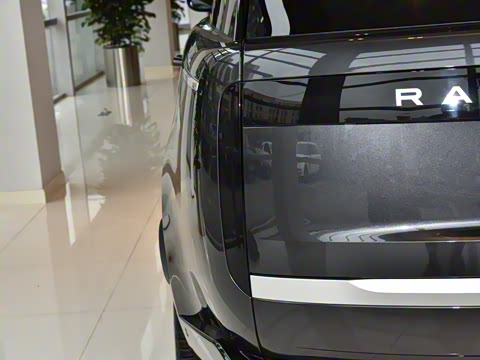 2025�� 3.0 L6 400PS �����ӳ���