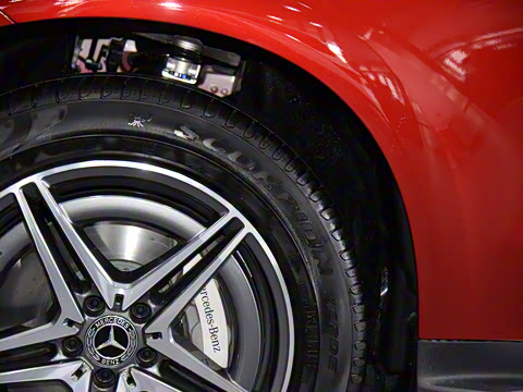 2021�� EQC 400 4MATIC