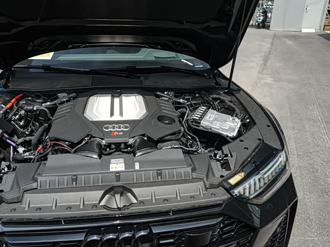 2025�� RS 7 4.0T Sportback performance