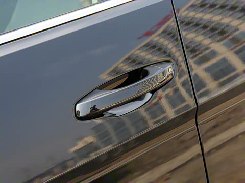 2020�� �Ŀ� 530 V6 ��������콢��