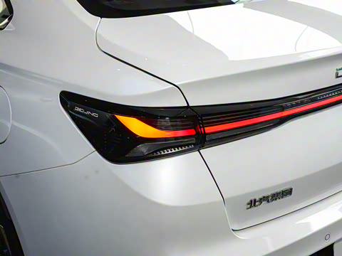 2024�� R600 �������а�