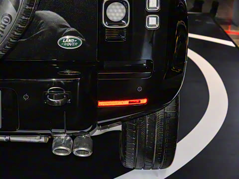 2022�� 110 V8 007��ذ�