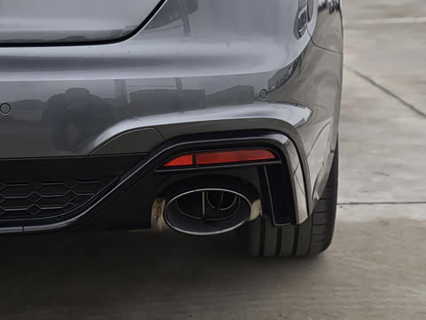 2022�� RS 5 2.9T Sportback ���װ�