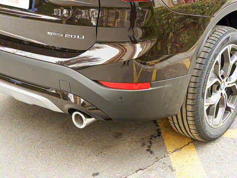 2022�� sDrive20Li ������