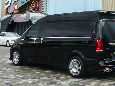 2024�� V 260 L �۷��