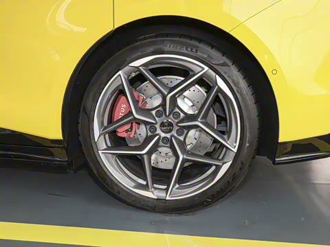 2025�� 600 ������