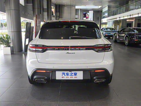 2025�� Macan 2.0T ���ΰ�