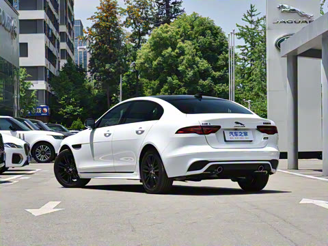 2025�� 2.0T 250PS R-DYNAMIC 90�����ذ�