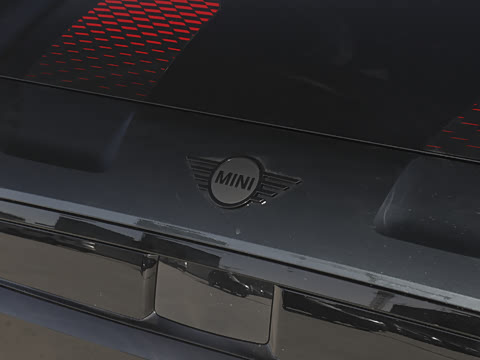 2025�� JOHN COOPER WORKS