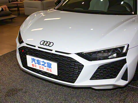 2022�� V10 Coupe performance