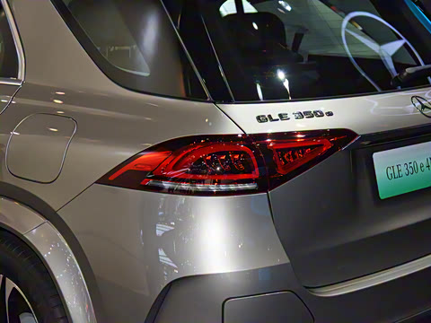 2021�� GLE 350 e 4MATIC ������