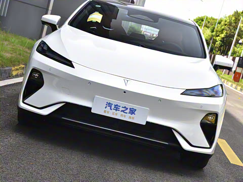 2025�� 530UltraǬ���Ǽ�ADS SE�����