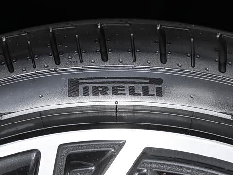 2025�� 45 TFSI quattro ����ʿ��