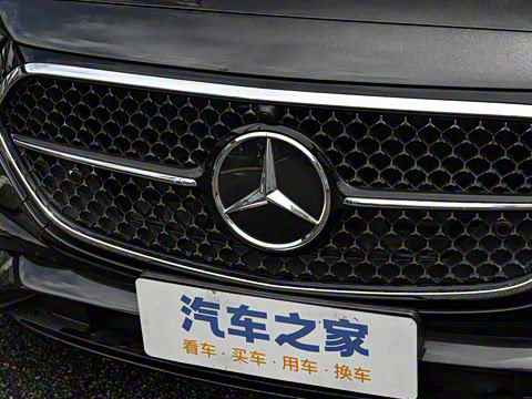 2025�� �Ŀ� E 260 �˶���