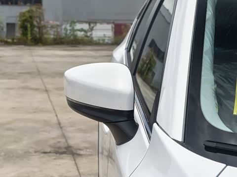 2025�� 2.0L �Զ�����������