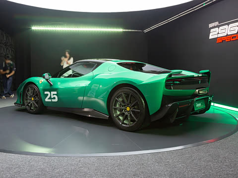 2025�� 3.0T V6 Speciale