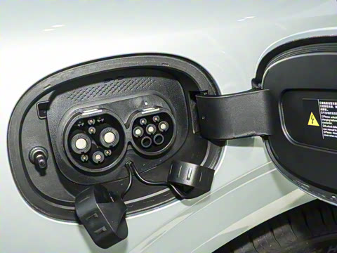 2025�� EV 470KM������