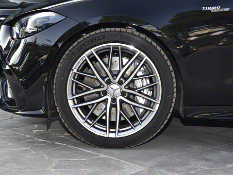 2025�� AMG C 43 4MATIC