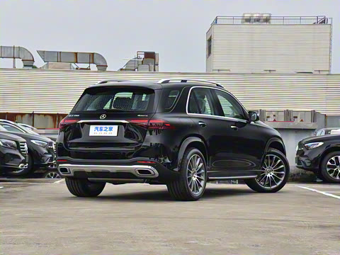 2025�� �Ŀ� GLE 450 4MATIC ������