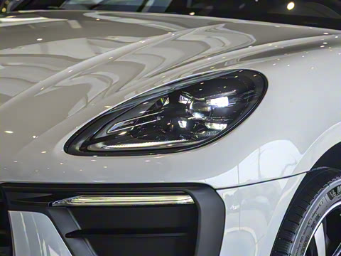 2025�� Macan 2.0T ���ΰ�