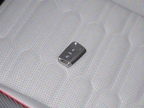 2023�� �Ŀ� 380TSI �Զ�����R-Line�콢��7��