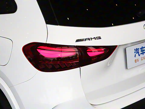 2025�� AMG GLA 35 4MATIC