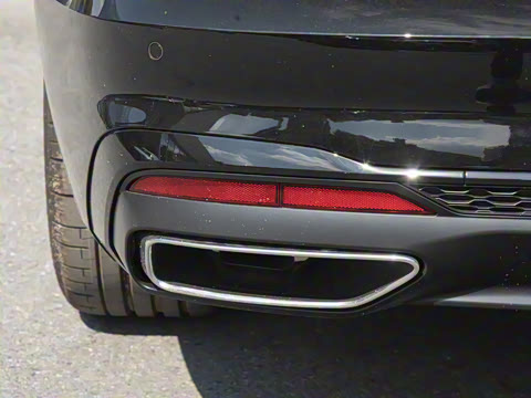 2025�� 200���������� 40 TFSI ����������