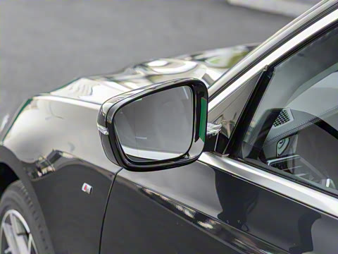 2022�� 320Li M�˶���װ