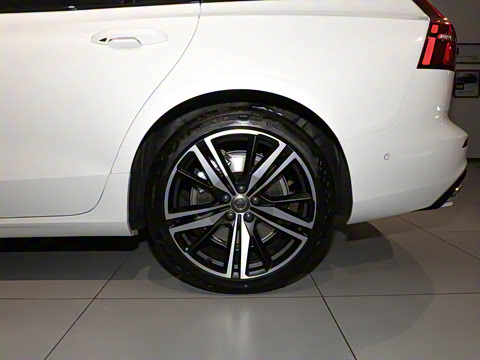 2021�� B5 �����˶���