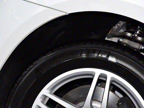 2018�� Macan 2.0T