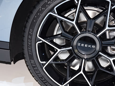 2024�� �����Ǽݰ� 100kWh