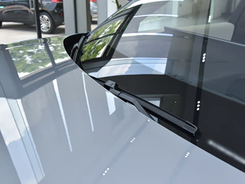 2025�� Pro ���ܻ��°�