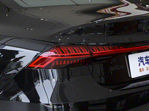 2025�� 45 TFSI quattro ����ʿ��