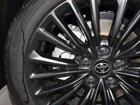 2023�� 2.0L XLE������