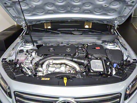 2025�� GLB 220 ������