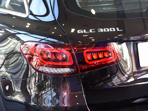 2022�� GLC 300 L 4MATIC ������