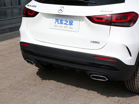 2023�� GLA 220 4MATIC