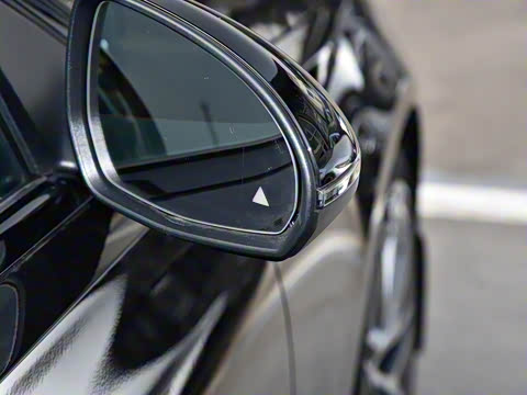 2024�� AMG C 43 4MATIC