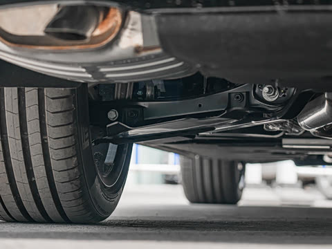 2026�� A8L 45 TFSI quattro ������