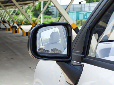 2025�� 210km ����Pro��