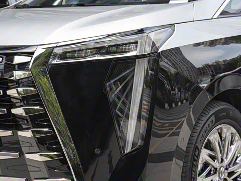 2025�� Ǭ��ϵ�� Ultra ͷ�Ȳ�