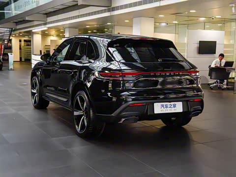 2025�� Macan 2.0T ���ΰ�