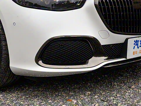 2025�� �Ŀ� S 680 4MATIC ��ҹ��