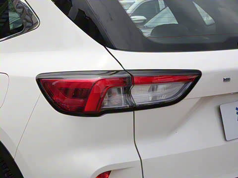 2024�� EcoBoost 245 ����ҫ����