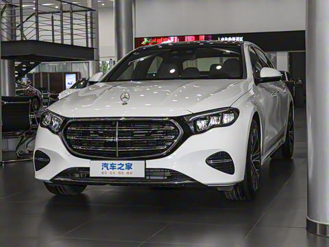 2025�� �Ŀ� E 300 L ������